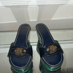 Tory Burch Women’s Blue/Green Patent Leather Wedge Sandals - Size 7M
